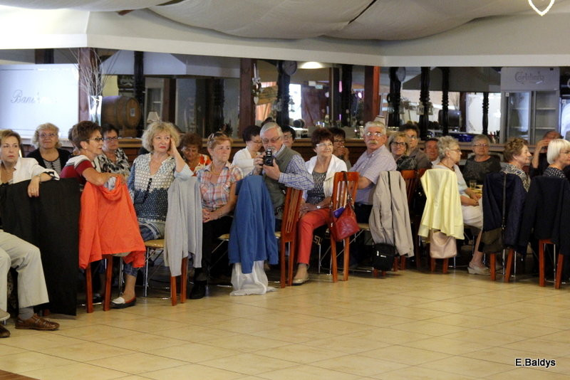 Biesiadą zakończył Rok Akademicki UTW w Lesznie(zdjęcia)