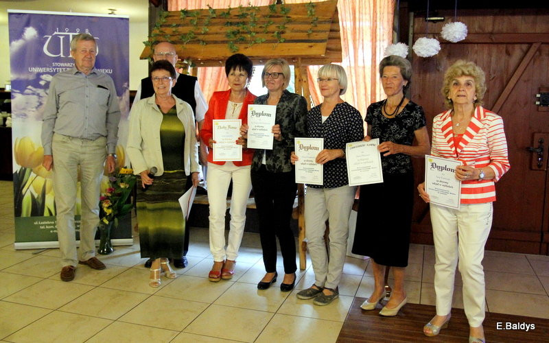 Biesiadą zakończył Rok Akademicki UTW w Lesznie(zdjęcia)