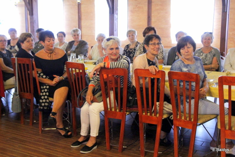 Biesiadą zakończył Rok Akademicki UTW w Lesznie(zdjęcia)