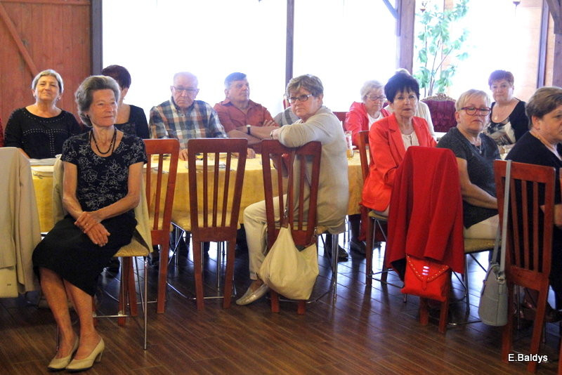 Biesiadą zakończył Rok Akademicki UTW w Lesznie(zdjęcia)