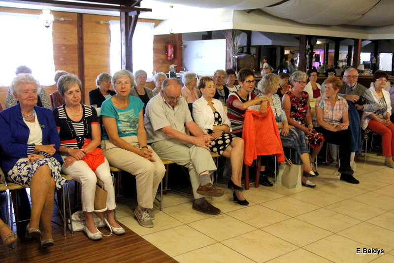 Biesiadą zakończył Rok Akademicki UTW w Lesznie(zdjęcia)