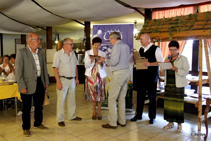 Biesiadą zakończył Rok Akademicki UTW w Lesznie(zdjęcia)