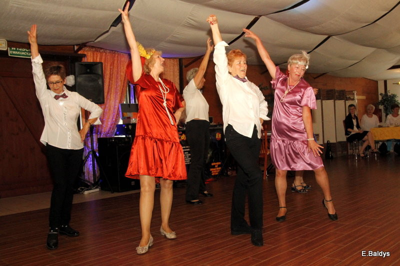 Biesiadą zakończył Rok Akademicki UTW w Lesznie(zdjęcia)