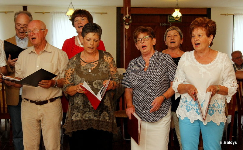 Biesiadą zakończył Rok Akademicki UTW w Lesznie(zdjęcia)