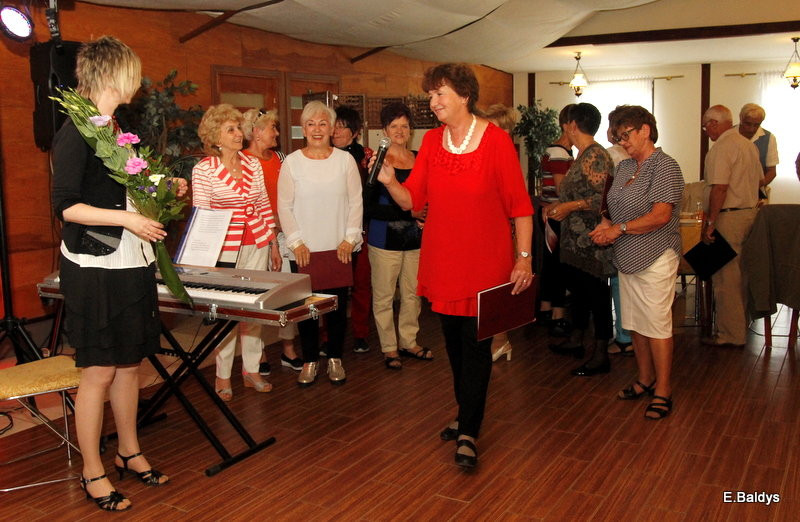 Biesiadą zakończył Rok Akademicki UTW w Lesznie(zdjęcia)