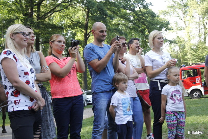 Na festynie pożegnały się z PM 18 (zdjęcia)