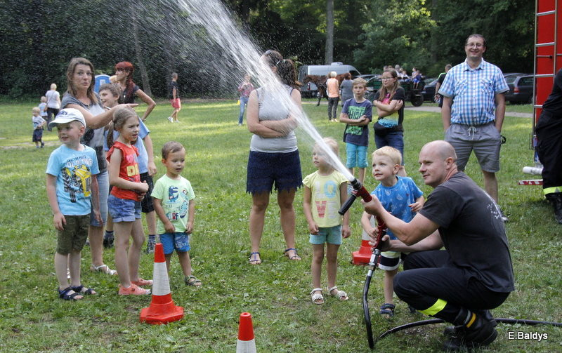 Na festynie pożegnały się z PM 18 (zdjęcia)