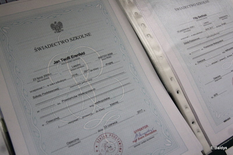 Zakończyli naukę w Zespole Szkół w Osiecznej (zdjęcia)