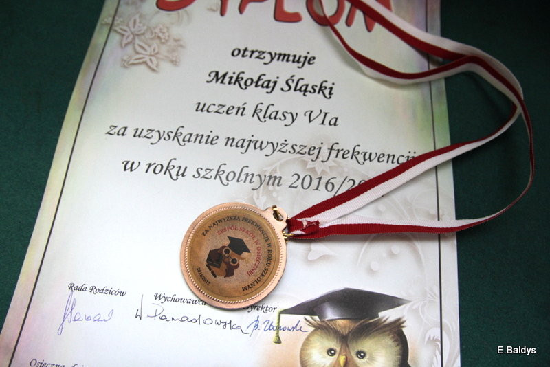 Zakończyli naukę w Zespole Szkół w Osiecznej (zdjęcia)