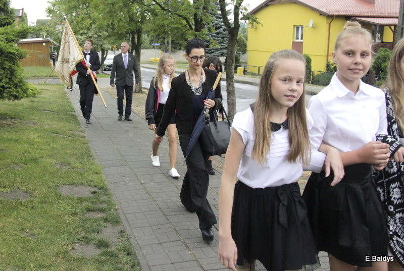 Zakończyli naukę w Zespole Szkół w Osiecznej (zdjęcia)