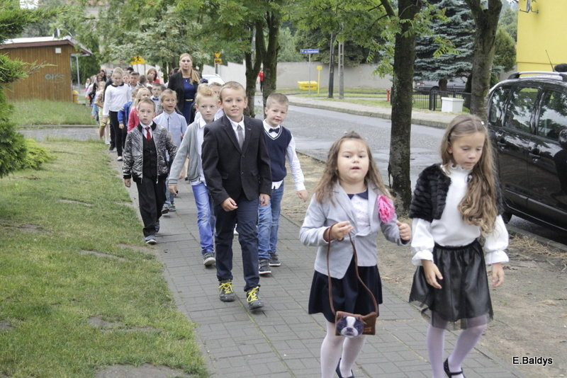 Zakończyli naukę w Zespole Szkół w Osiecznej (zdjęcia)