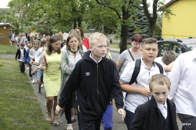 Zakończyli naukę w Zespole Szkół w Osiecznej (zdjęcia)