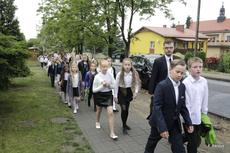Zakończyli naukę w Zespole Szkół w Osiecznej (zdjęcia)