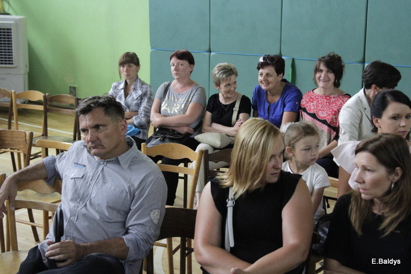 Zakończyli naukę w Zespole Szkół w Osiecznej (zdjęcia)