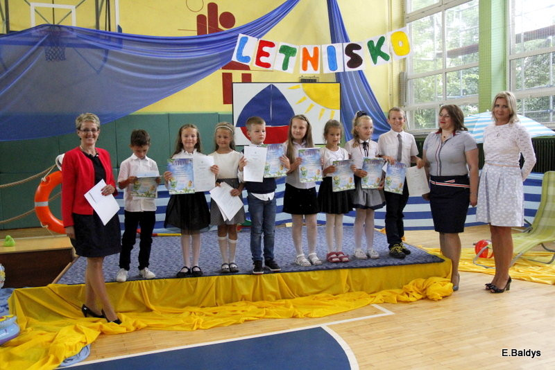 Zakończyli naukę w Zespole Szkół w Osiecznej (zdjęcia)