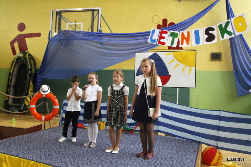 Zakończyli naukę w Zespole Szkół w Osiecznej (zdjęcia)