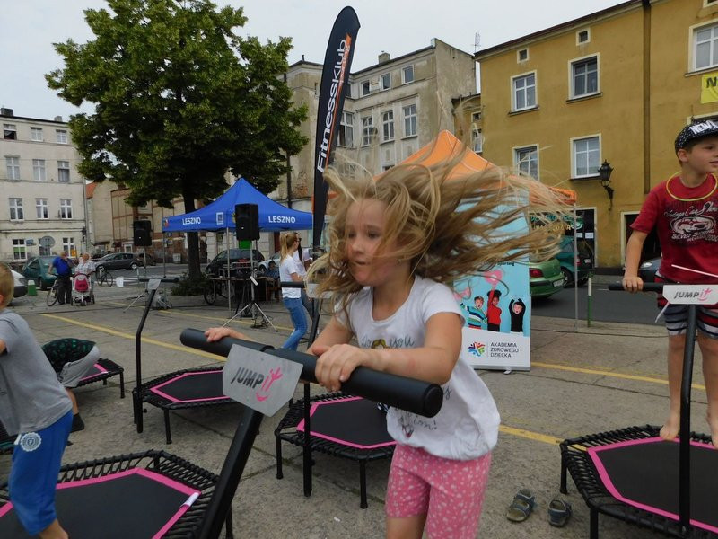 Palmy i piasek na Nowym Rynku (zdjęcia)