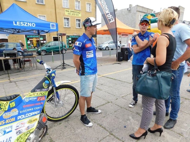 Palmy i piasek na Nowym Rynku (zdjęcia)