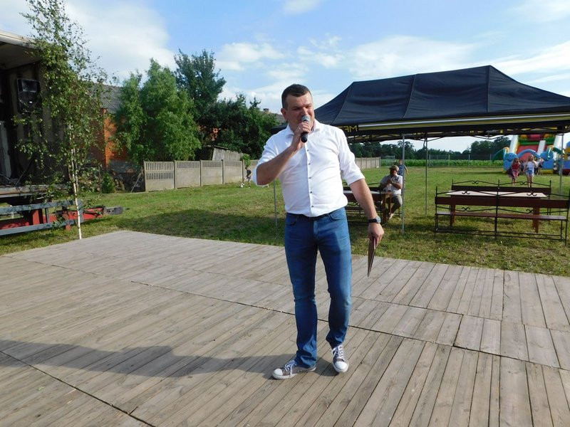 Kwiaty dla nauczycielki z sercem (zdjęcia)