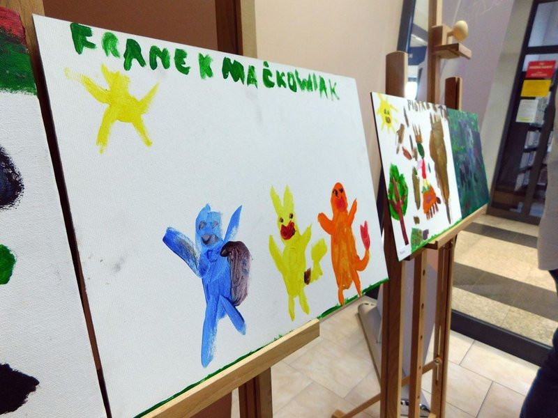 Poplenerowa wystawa na dworcu (kilka zdjęć)