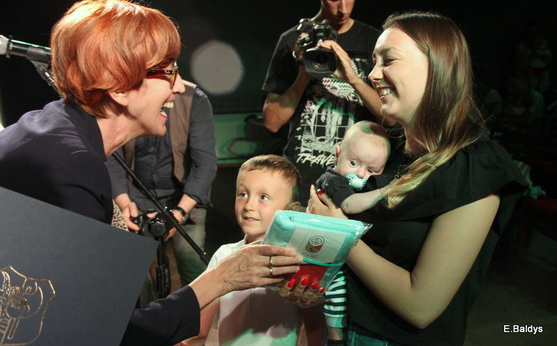 Becikowe od pani minister i prezydenta (zdjęcia)