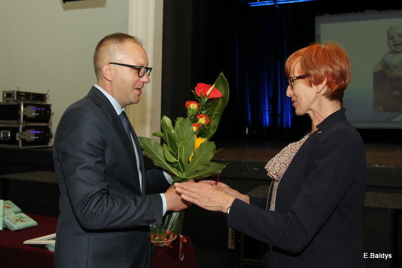 Becikowe od pani minister i prezydenta (zdjęcia)