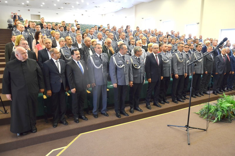 Wyróżnienia i awanse dla policjantów (zdjęcia)