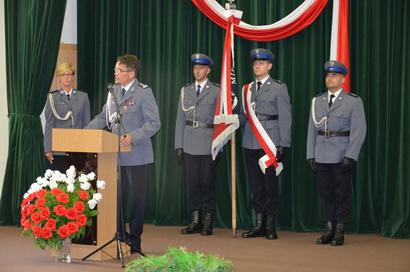 Wyróżnienia i awanse dla policjantów (zdjęcia)