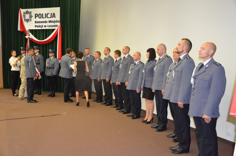Wyróżnienia i awanse dla policjantów (zdjęcia)