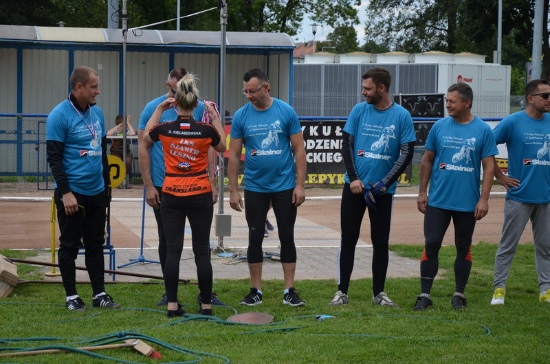 Ostra walka w turnieju oldbojów (zdjęcia)