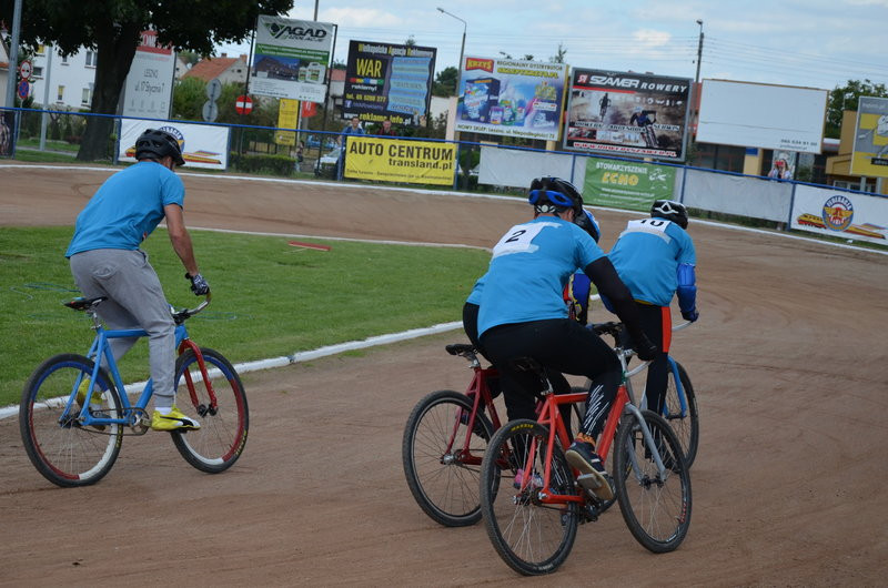 Ostra walka w turnieju oldbojów (zdjęcia)