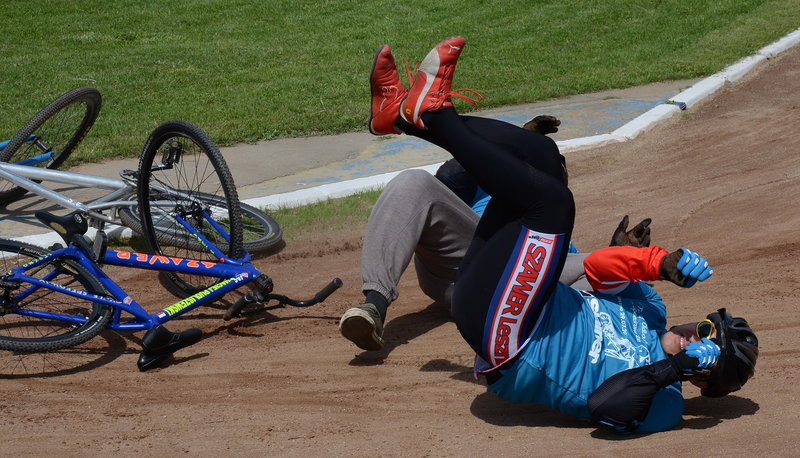 Ostra walka w turnieju oldbojów (zdjęcia)