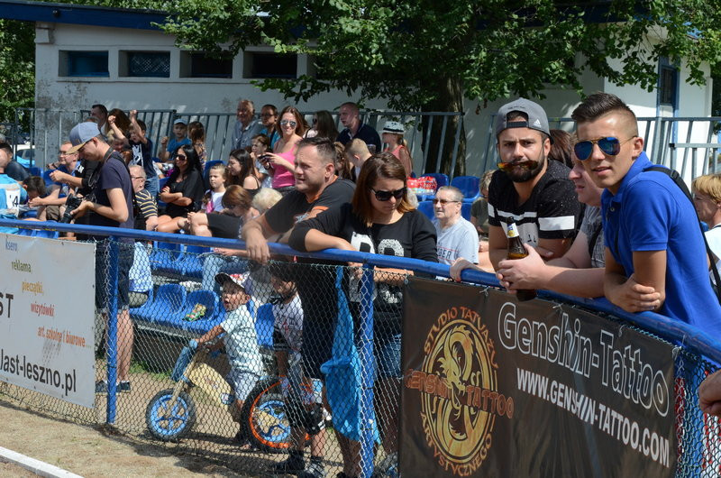 Ostra walka w turnieju oldbojów (zdjęcia)