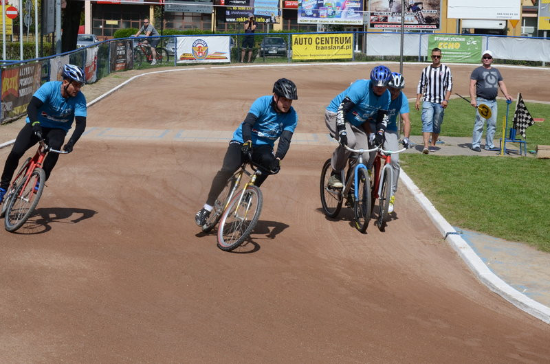 Ostra walka w turnieju oldbojów (zdjęcia)