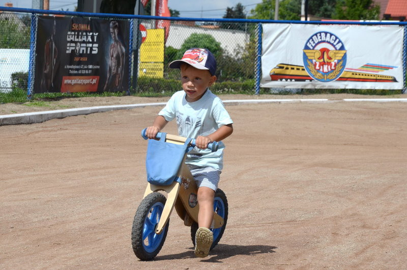 Ostra walka w turnieju oldbojów (zdjęcia)