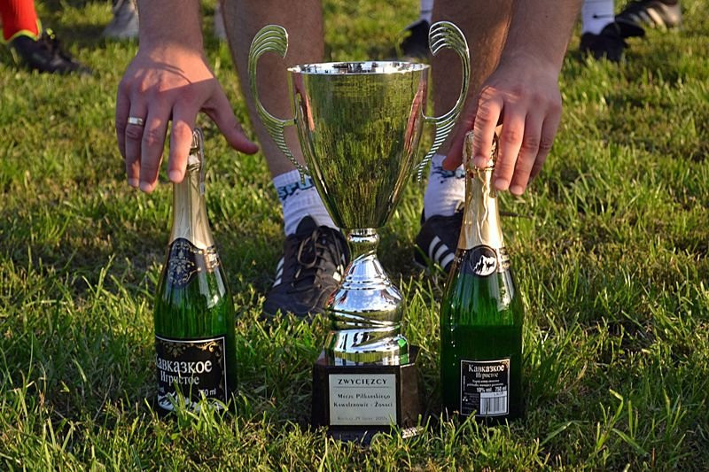 Kawalerowie wygrali z Żonatymi! (zdjęcia)