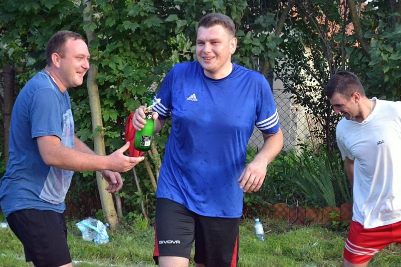 Kawalerowie wygrali z Żonatymi! (zdjęcia)