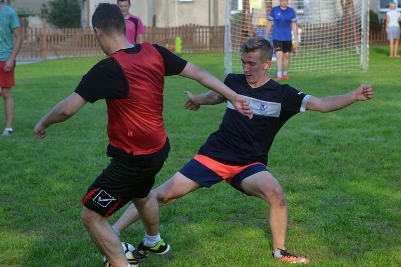 Kawalerowie wygrali z Żonatymi! (zdjęcia)