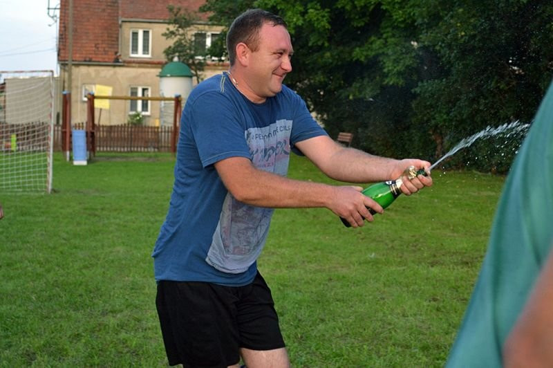 Kawalerowie wygrali z Żonatymi! (zdjęcia)