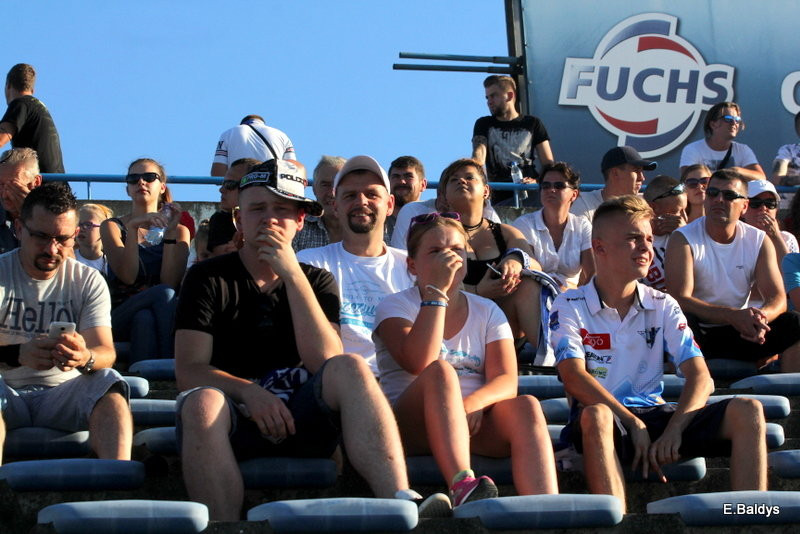 Kibicowali w upalną niedzielę (zdjęcia)