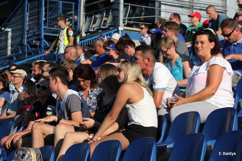 Kibicowali w upalną niedzielę (zdjęcia)