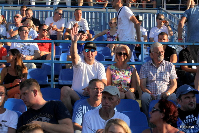Kibicowali w upalną niedzielę (zdjęcia)