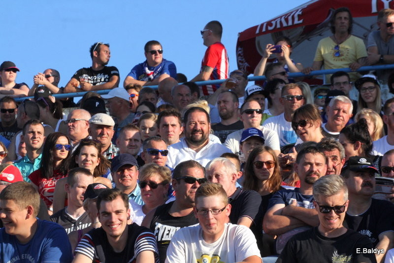 Kibicowali w upalną niedzielę (zdjęcia)