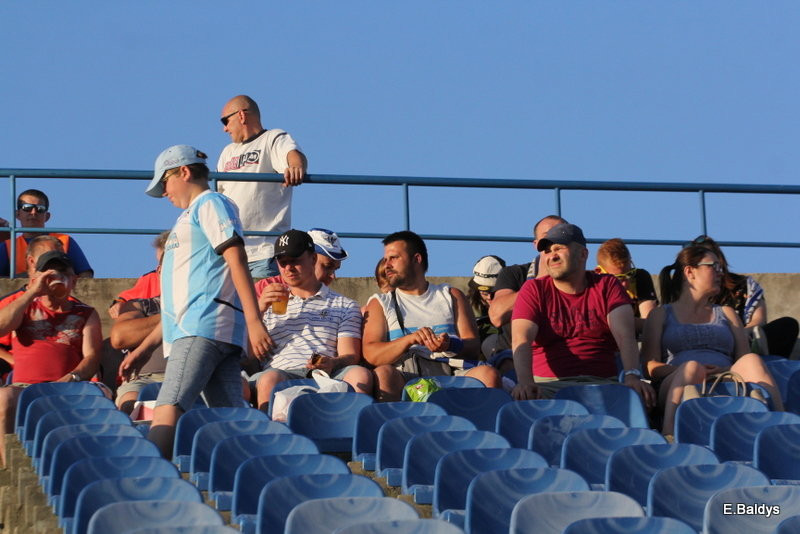 Kibicowali w upalną niedzielę (zdjęcia)