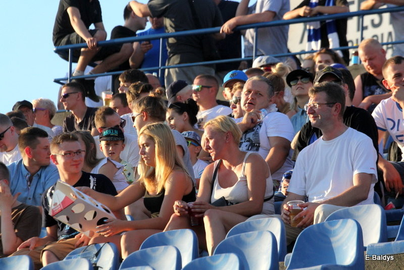 Kibicowali w upalną niedzielę (zdjęcia)