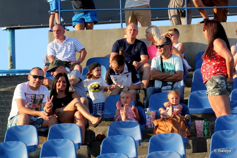 Kibicowali w upalną niedzielę (zdjęcia)