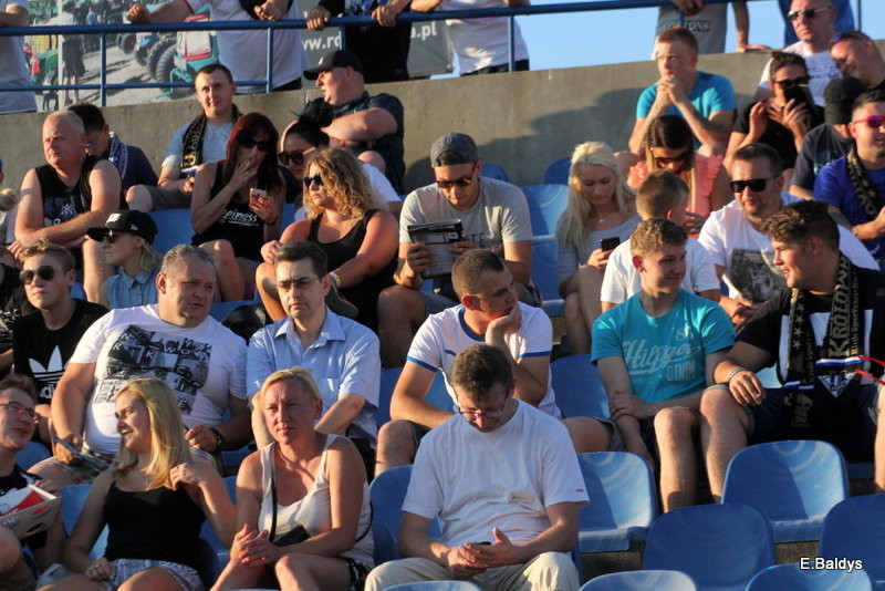 Kibicowali w upalną niedzielę (zdjęcia)