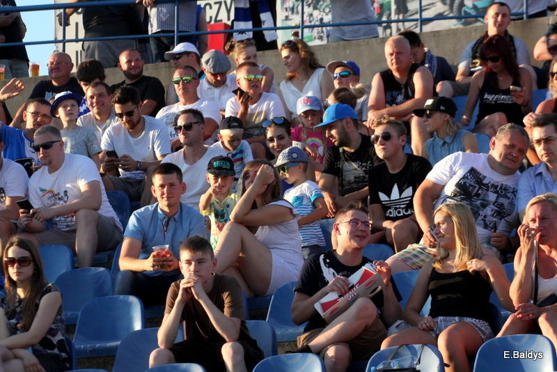 Kibicowali w upalną niedzielę (zdjęcia)