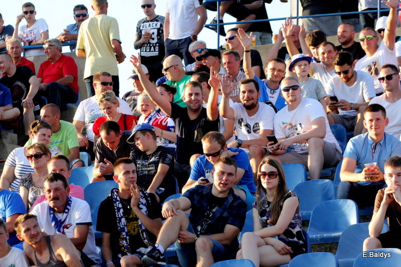 Kibicowali w upalną niedzielę (zdjęcia)