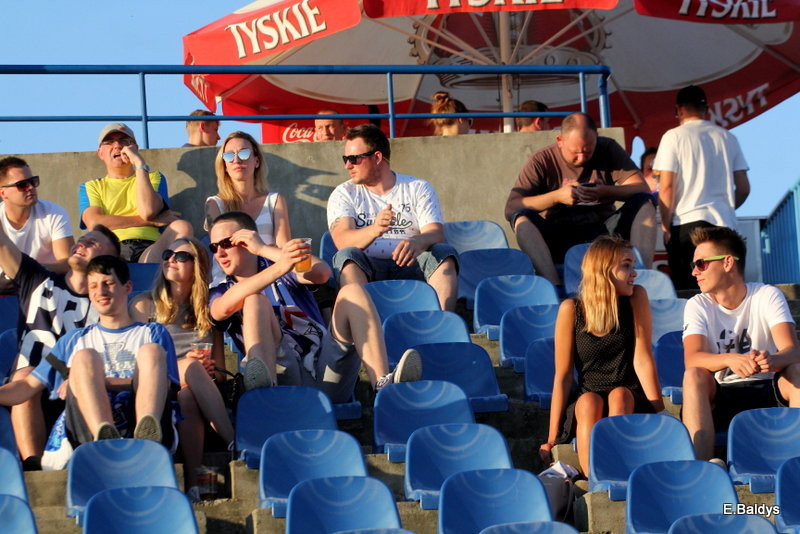 Kibicowali w upalną niedzielę (zdjęcia)